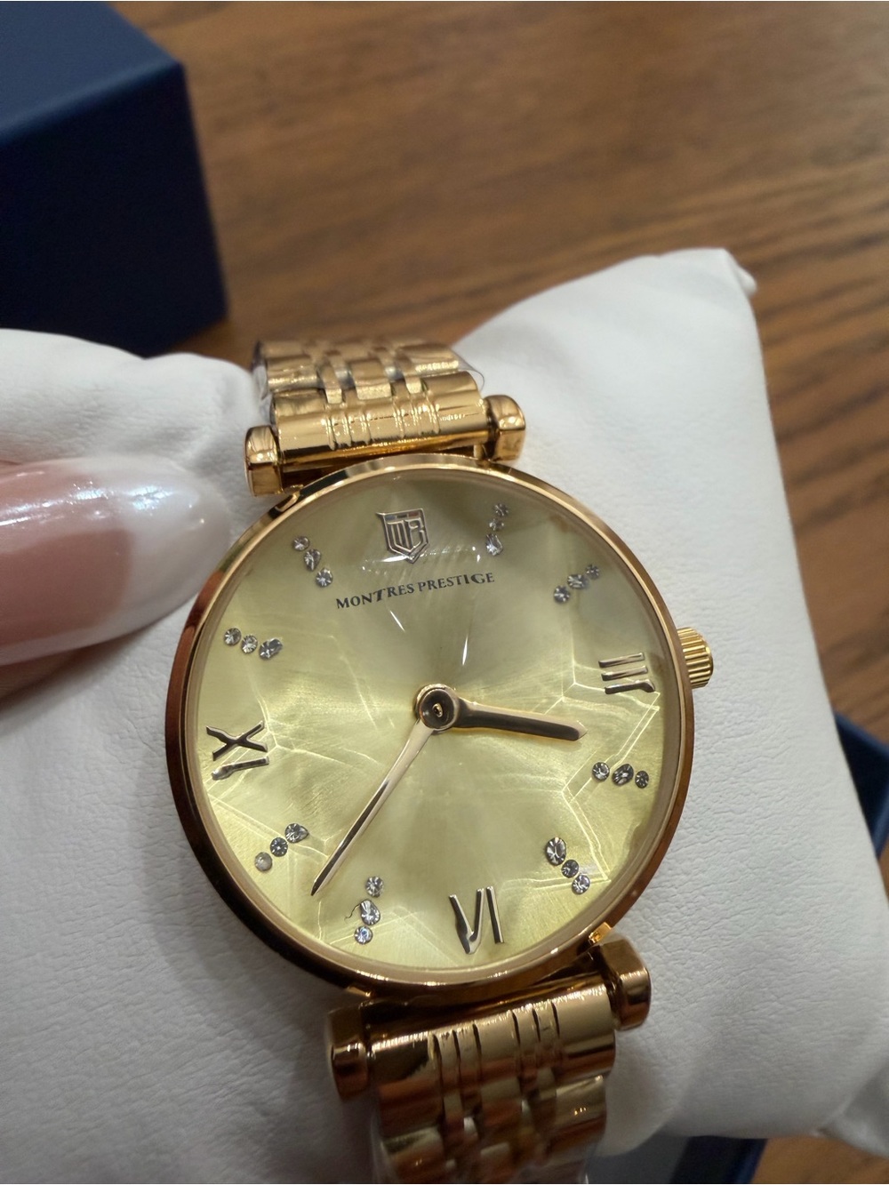 Invicta Montres Prestige Gold-Tone Crystal Dial Bracelet Watch - Picture 5 of 5